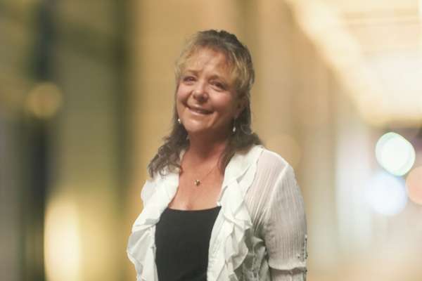 Kaylene Geenhalg with a bluer background