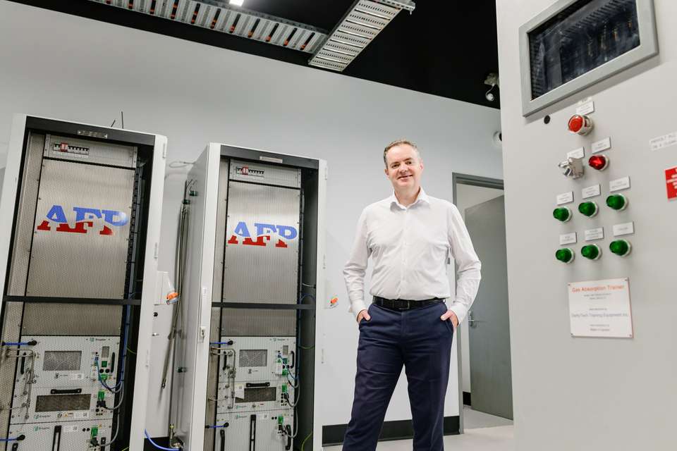 Dr Paul Hodgson in the Hydrogen Lab at CQU Gladstone.jpg