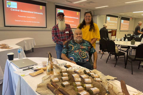 Uncle Steve Kemp (centre) with Uncle Milton Lawton and Melanie Kemp, of Yarbun Creations